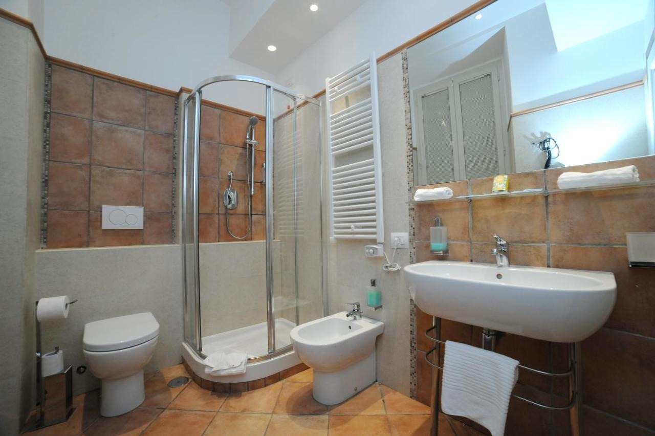 Relais Cavour 133 Apartment โรม ภายนอก รูปภาพ